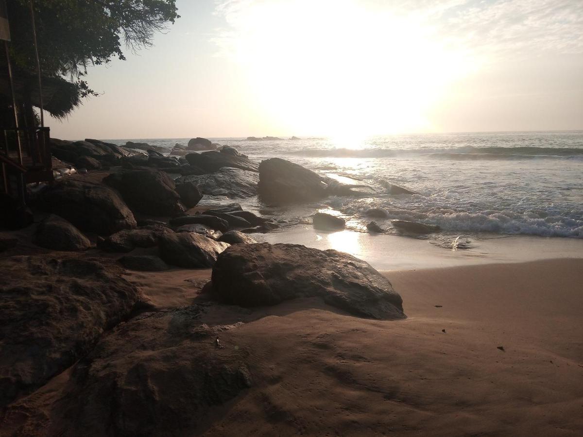 Sansala Guesthouse & Restaurant Tangalle Exterior photo